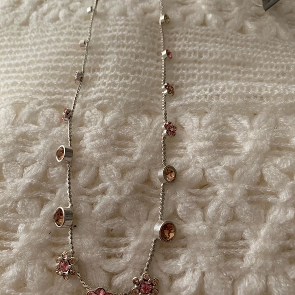 Necklaces - Picture 6 of 8